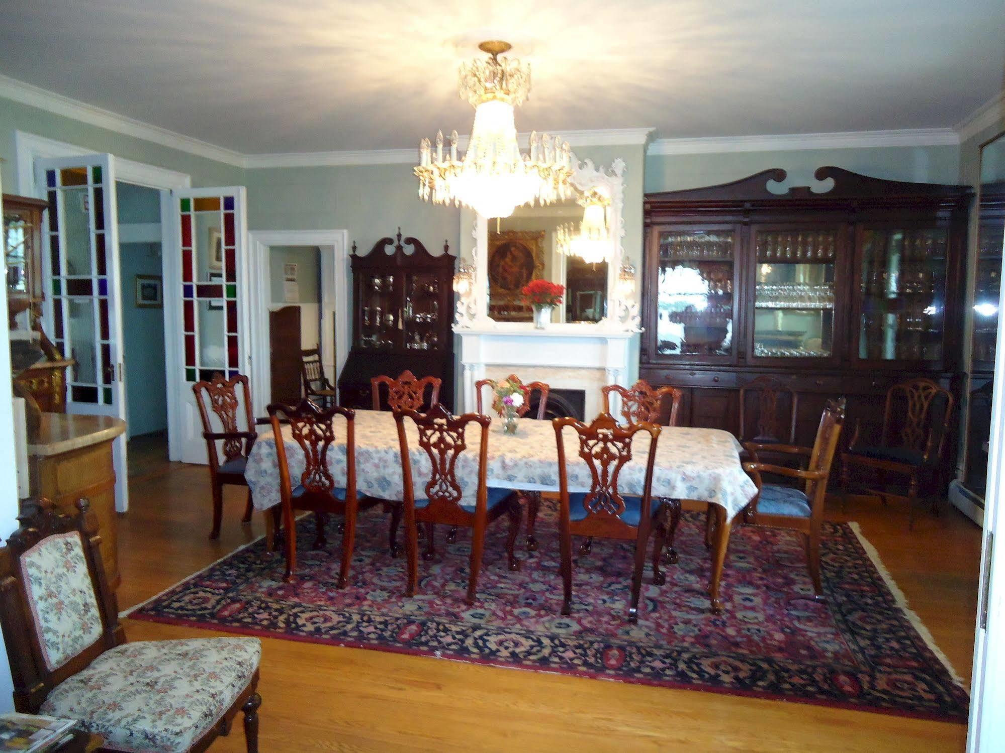 Governor'S Mansion Inn Miramichi Exteriér fotografie